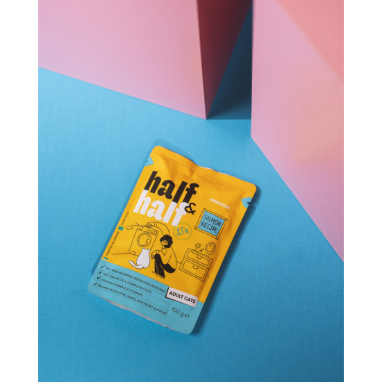 Корм вологий HalfHalf для дорослих котів шматочки з лососем у желе у формі пауча 100г