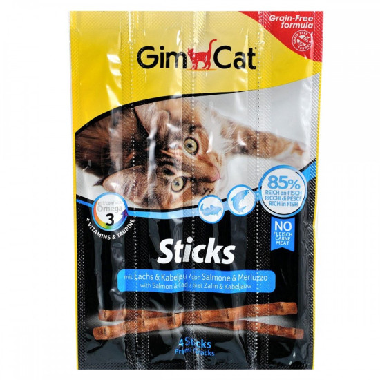 Ласощі GimCat для котів палички з лососем та фореллю 4 шт по 5 г