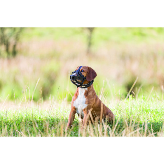 Намордник Trixie для собак гумовий XL–XXL чорний