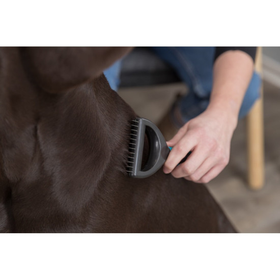 Ковтуноріз Trixie універсальний з широкими зубцями пластикова ручка 7х18 см