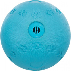 Іграшка Trixie для собак М_яч з пискавкою литий з лапкою гума 7 см