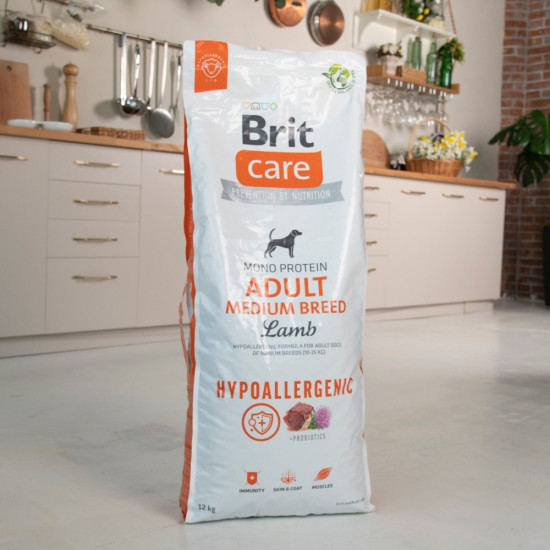 Корм сухий Brit Care Dog Hypoallergenic Adult Medium Breed для собак середніх порід гіпоалергенний з ягням 12 кг