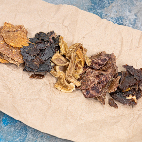 Натуральні сушені ласощі для собак Мікс яловичий сушений 100 г