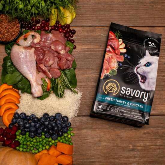 Сухий корм для кішок Savory Kitten Chicken with Fresh Turkey 2 кг (4820232630143)